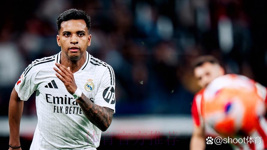 罗德里戈在考虑转会 不满无缘金球前20+光芒被掩盖 罗德里戈在考虑转会 不满无缘金球前20+光芒被掩盖